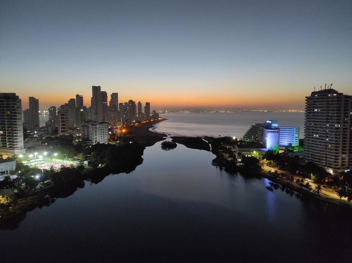 Apartamento De Lujo Con Vista Al Mar - Excelente Ubicacion Cartagena Eksteriør bilde